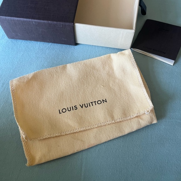 LV wallet box with dust bag and tag - Picture 6 of 6